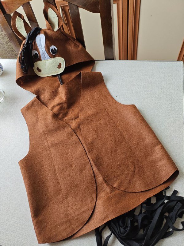 карнавальный костюм жилетка и шапочка лошадка для детей 4