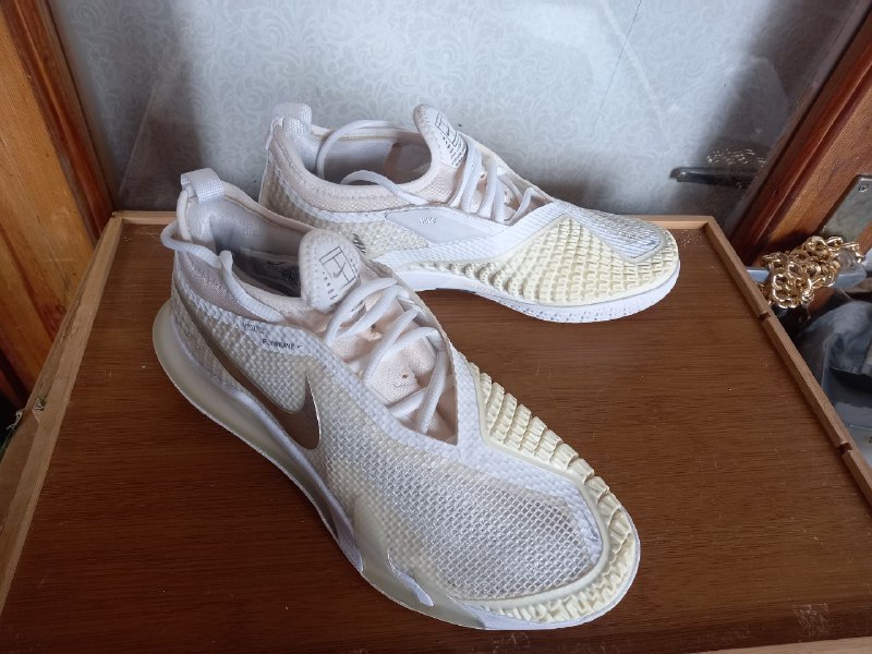 Кроссовки Nike React Vapor 38,5, Nike Air max Dia 40, Adidas RMD N1 41,1/3, Asics 48, Спортивная сумка Skechers