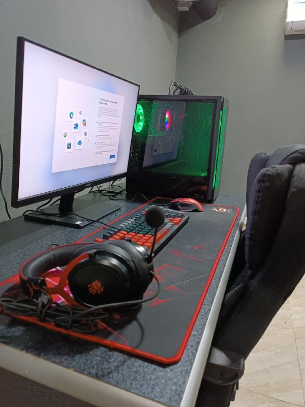 ПК i5-10400F, RTX 3050, монитор Acer 27", периферия, стол серый деревянный