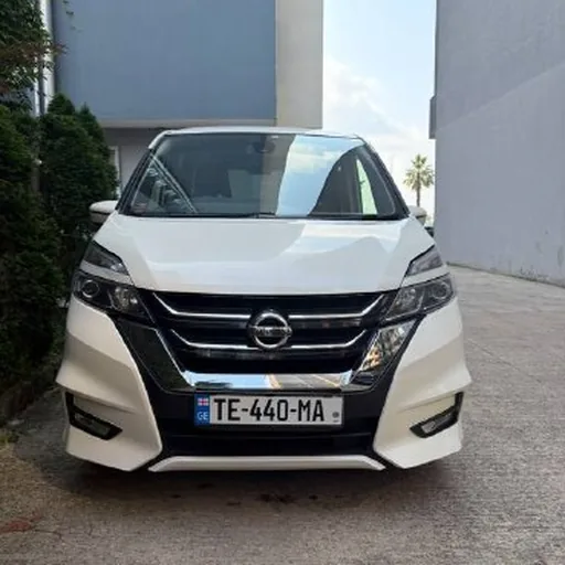 Nissan Serena 2016