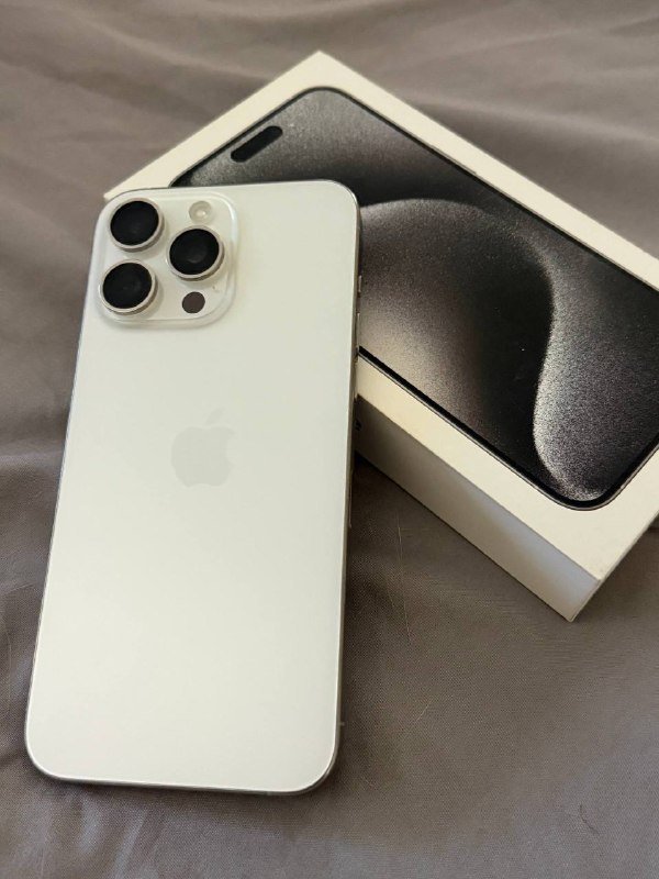 iPhone 15 pro max 3