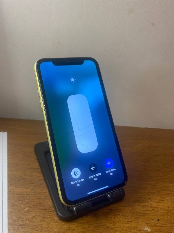 iPhone 11 желтый 128 ГБ 4