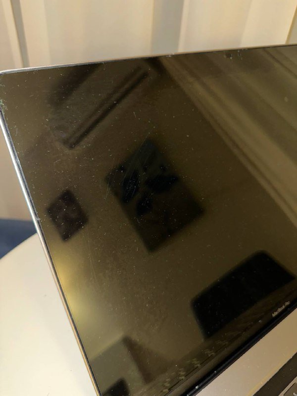 MacBook Pro 2019 16" Intel Core i7 16GB RAM 4GB GPU 5