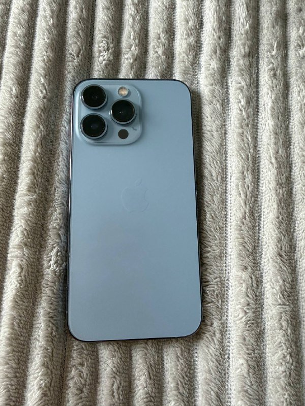 IPhone 13 Pro 128 ГБ, с зарядкой и 2 чехлами 4