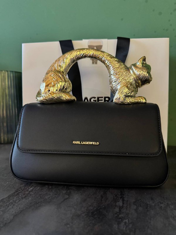 Сумка Karl Lagerfeld из натуральной кожи