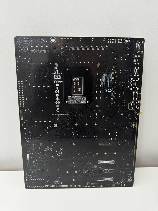 Материнская плата ASUS PRIME Z790-P WIFI DDR5 LGA1700 2