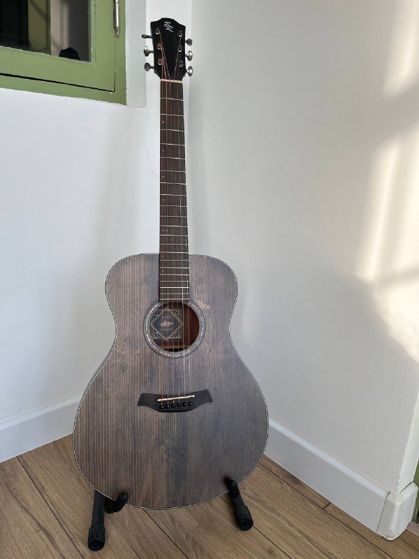 усилитель Roland Cube 30X, акустическая гитара Baton Rouge X11LS/F-SCC 7