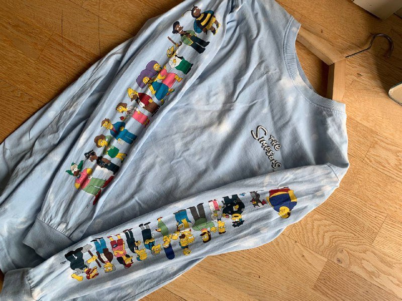 Кроссовки Найк, конверсы, Симпсоны футболка, свитер, лонгслив, Обэй, Томми Хилфигер 3