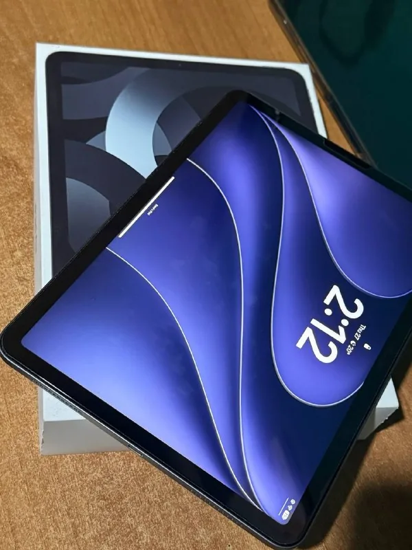 iPad Air 5th gen M1 64GB 1