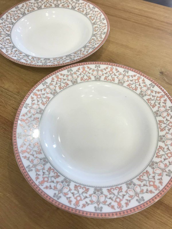 Тарелки набор из нескольких штук 3