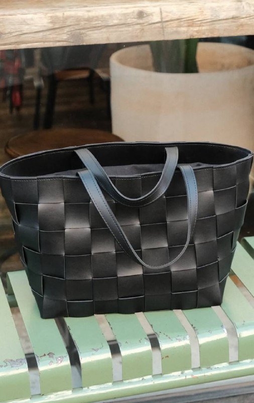 Черная сумка грузинского бренда Tavrieli 3