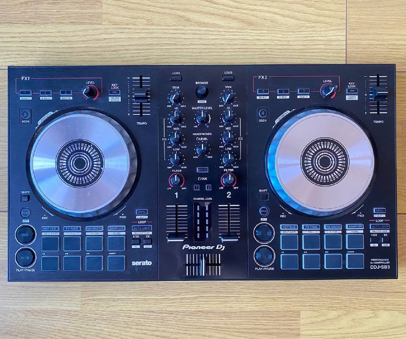 Pioneer DDJ-SB3 Controller, cables 2