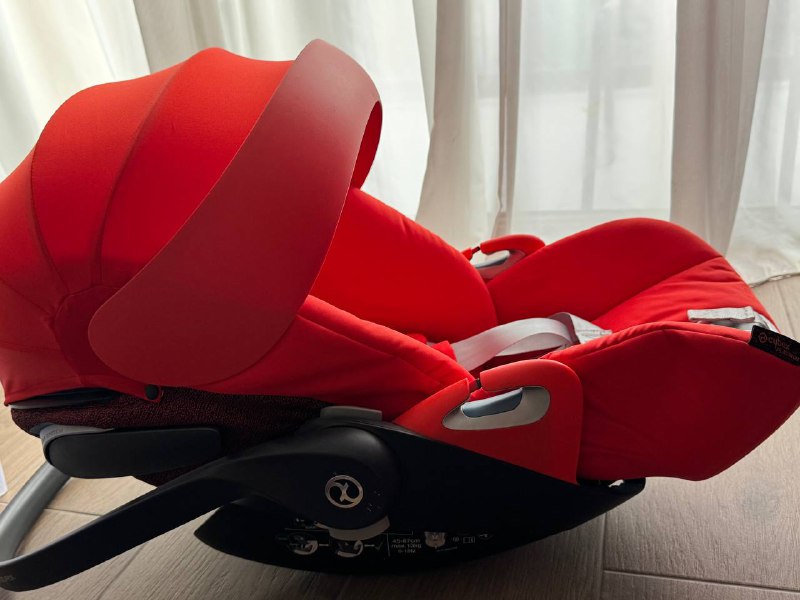 Детское автокресло Cybex z i-size с базой изофикс