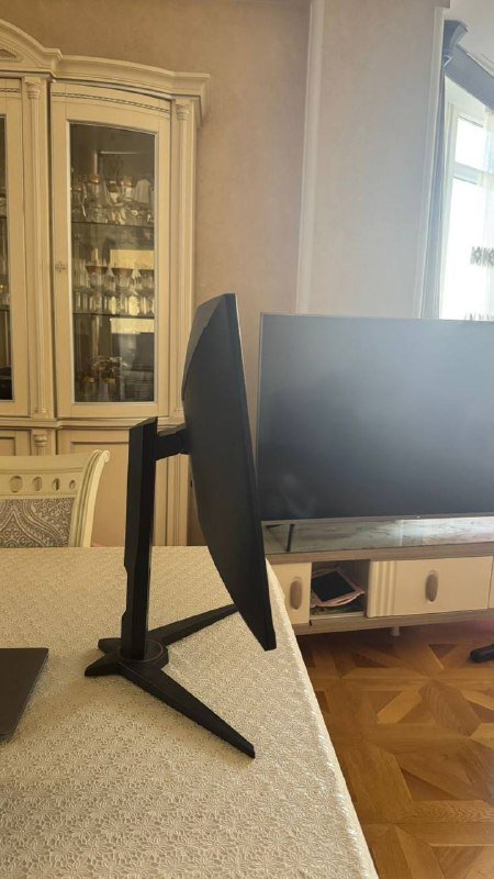 Компьютер, монитор, наушники, клавиатура, мышка 3