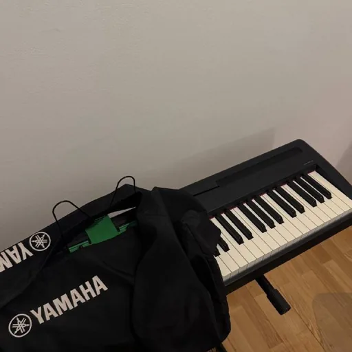 Yamaha P-95 цифровое пианино чёрное
