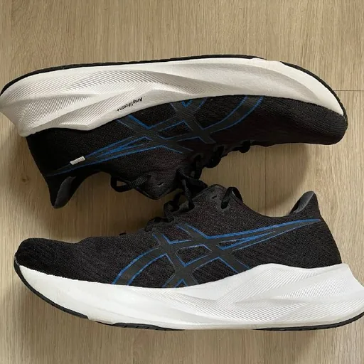Беговые кроссовки Asics Versablast 4