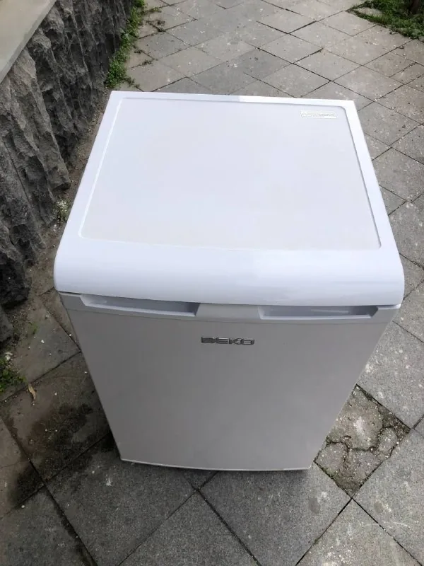 Морозильник Beko 1