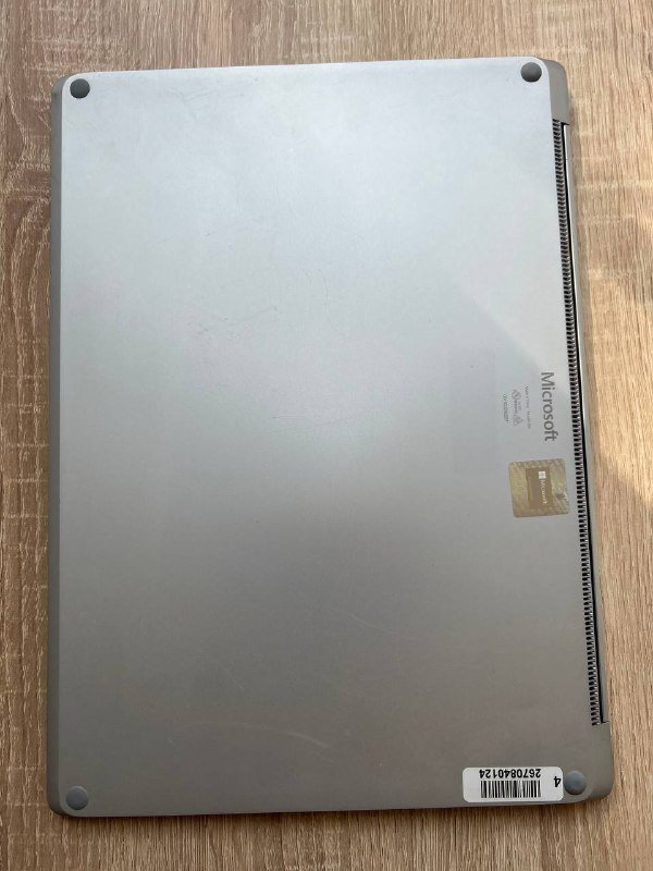 Microsoft Surface Laptop 2 3