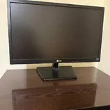 Компьютер с монитором LG 3