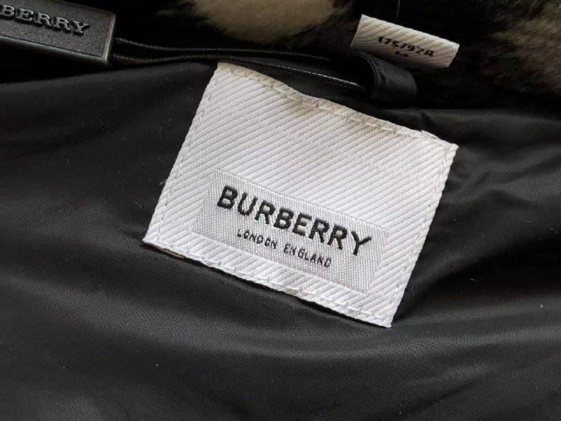 Burberry куртка черная гусиный пух 7