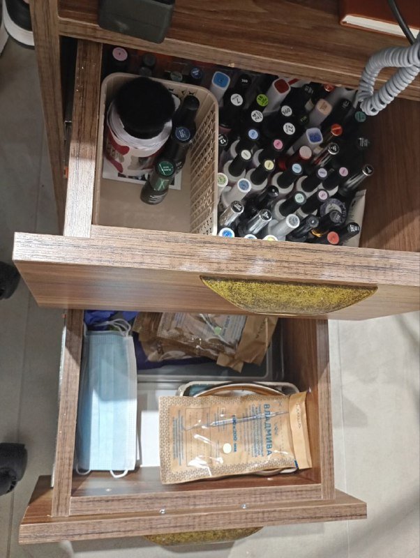 Наборы для маникюра с инструментами и лампами