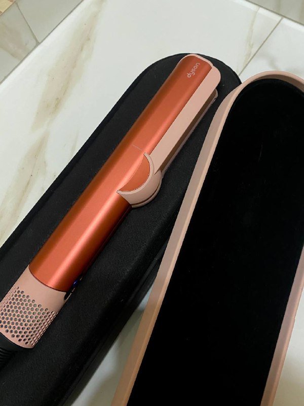 Dyson Airstrait прибор для волос