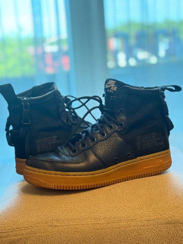 Nike ботинки женские размер 36 5