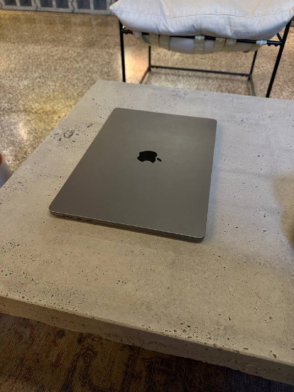 MacBook Air 15 M2 8/512 GB