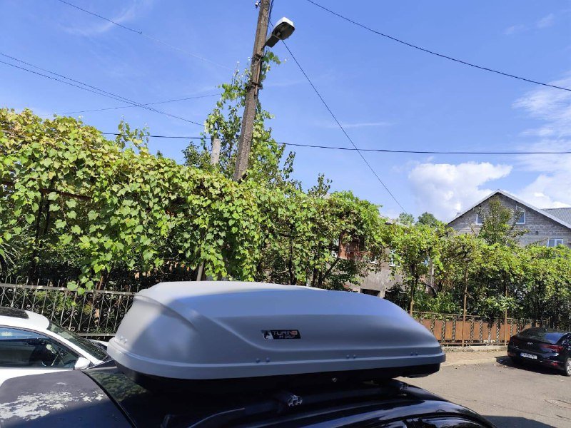 Авто бокс на крышу автомобиля 460 л 3