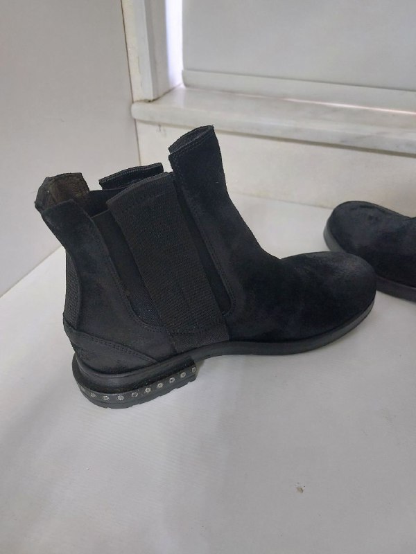Итальянские замшевые ботинки размер 38 2