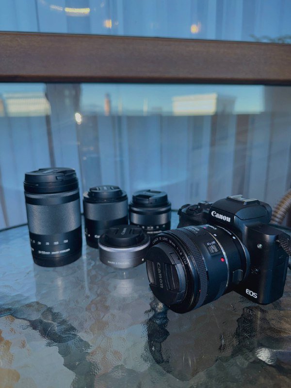 Canon M50 Mark II, 5 объективов
