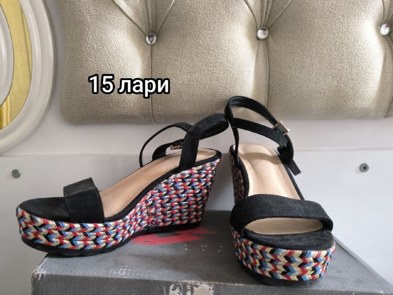 туфли, полусапожки, полуботинки, босоножки 40-41 размер 7