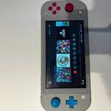Nintendo Switch Lite 4