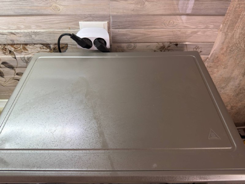 Электрическая духовка Hoffmann 37 л модель F3700 5