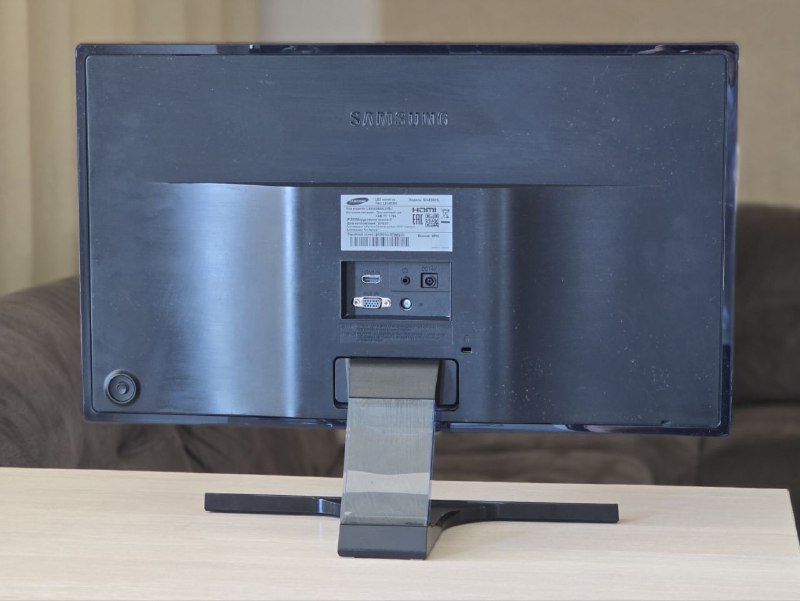 24" LED монитор Samsung S24E390HL 2
