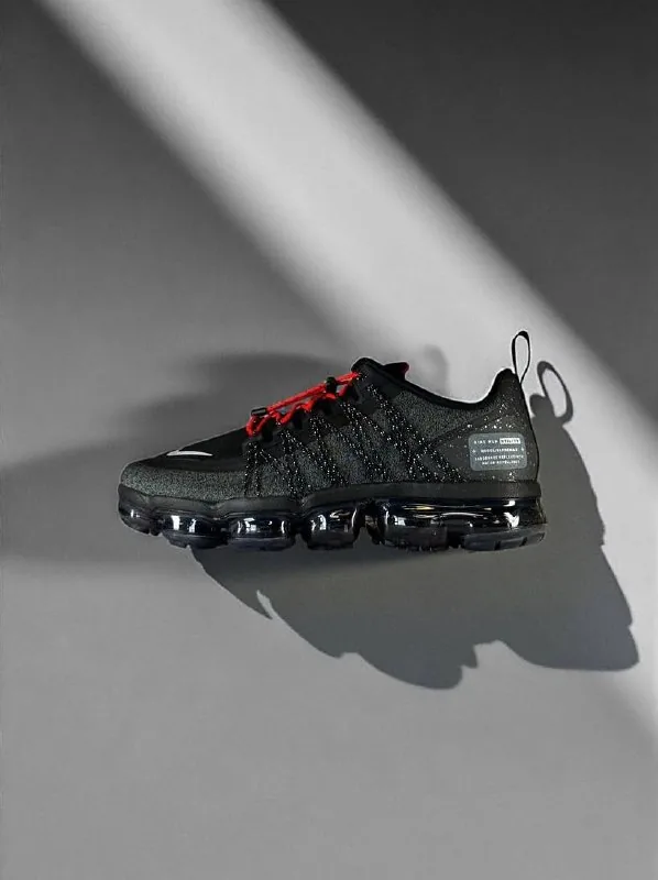 Nike Air Vapormax Run Utility Black Gray Reflective 1