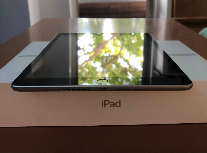 iPad 9-го поколения 64GB Wi-Fi 3