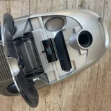 Пылесос Vitek 2