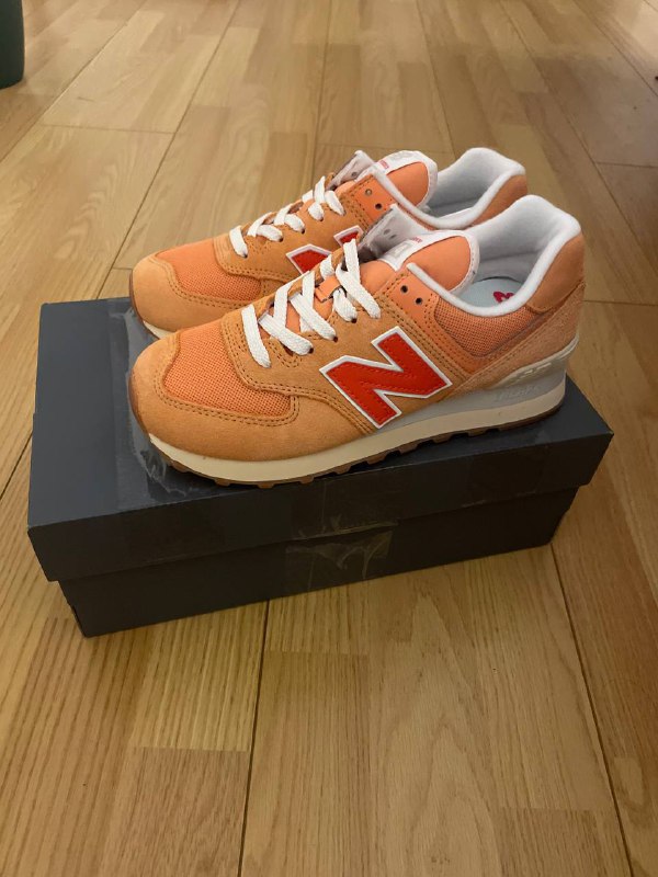 Кроссовки New Balance, 2 пары, 300 лари 2