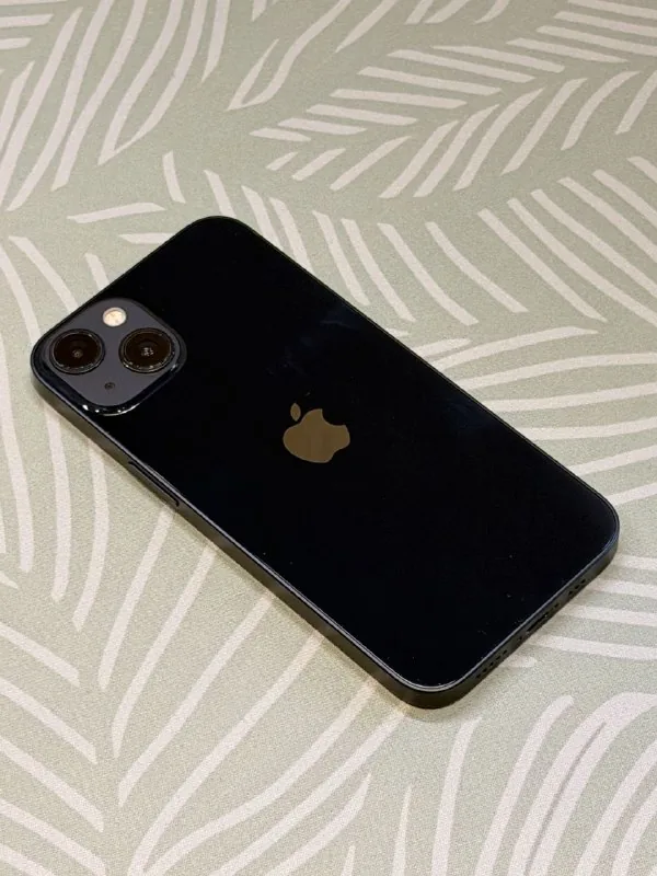 Apple iPhone 13 128GB 1