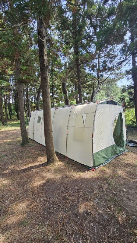 Мобильная баня Мобиба МБ-552, печь банная, бак, полки, матрасы, стол, стулья, зонт, гамаки, качель 2