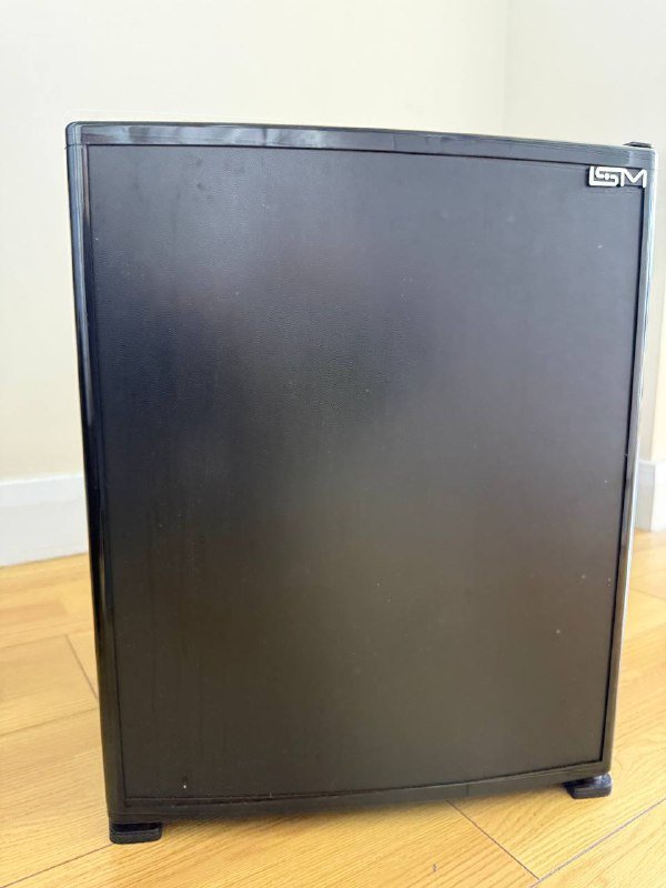 Мини-холодильник