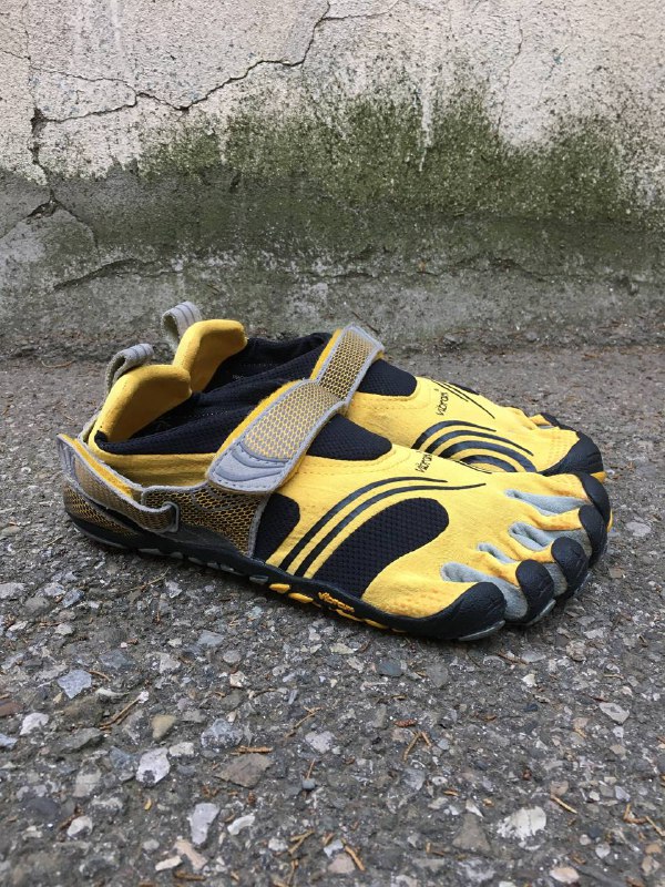 Кроссовки Vibram FiveFingers, размер 42