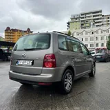 Автомобиль на 7 мест в хорошем состоянии 4