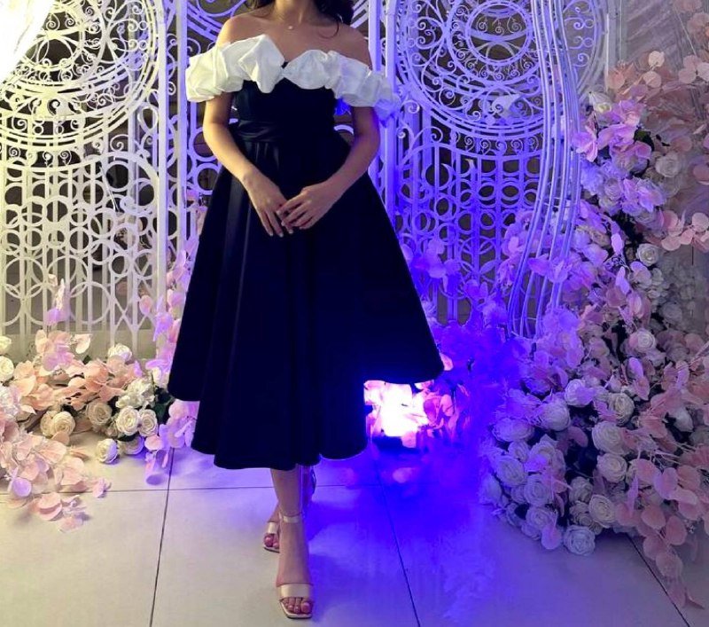 Платье черное с белой отделкой, размер XS-M