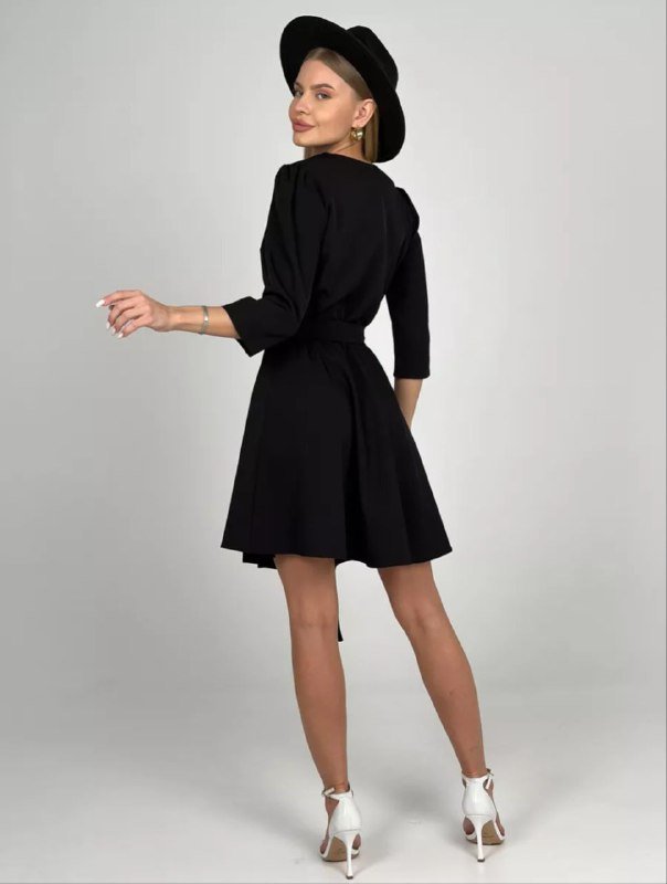 Женское платье с удлиненным рукавом 3