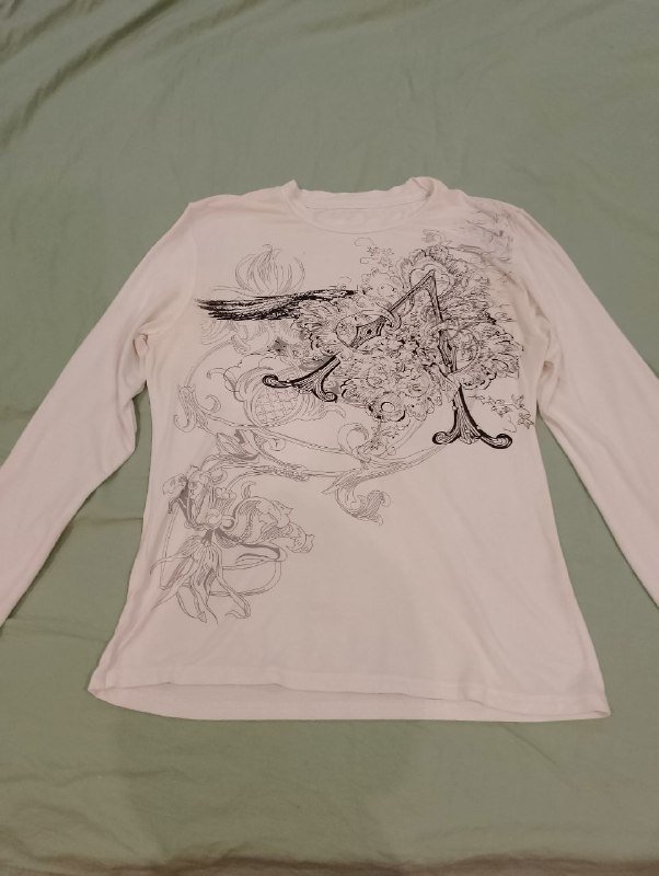 белая майка S, синяя майка M, серая оверсайз, домашние чусты 37, ботинки 36 3