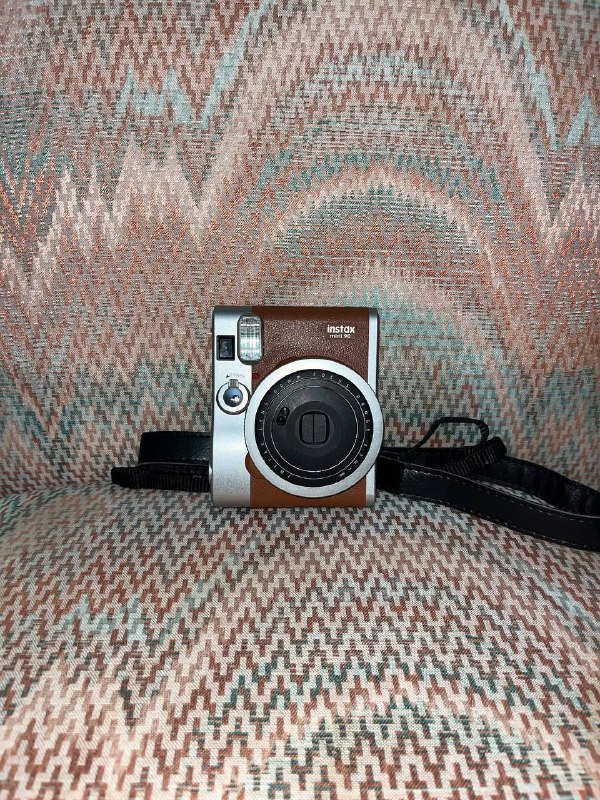 Fujifilm Instax Mini 90 Neo Classic камера 4