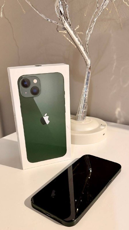 iPhone 13, 128 GB зелёный