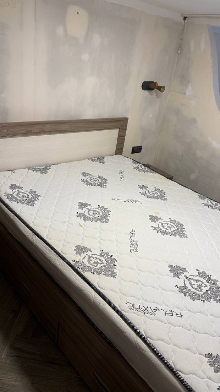 Кровать с изголовьем и матрасом в подарок 5